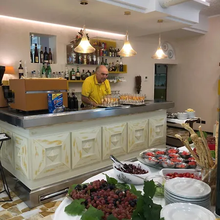 Szálloda Lazzarini 3*