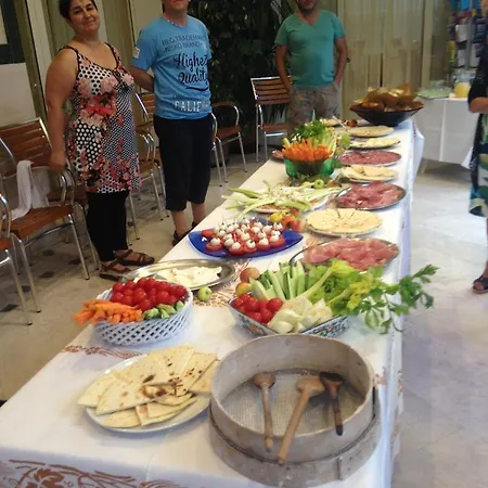 Lazzarini 3* Bellaria – Igea Marina