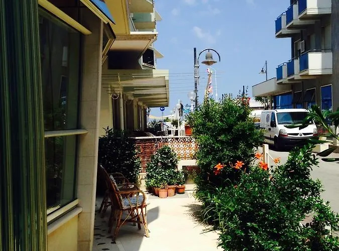 Lazzarini 3* Bellaria-Igea Marina